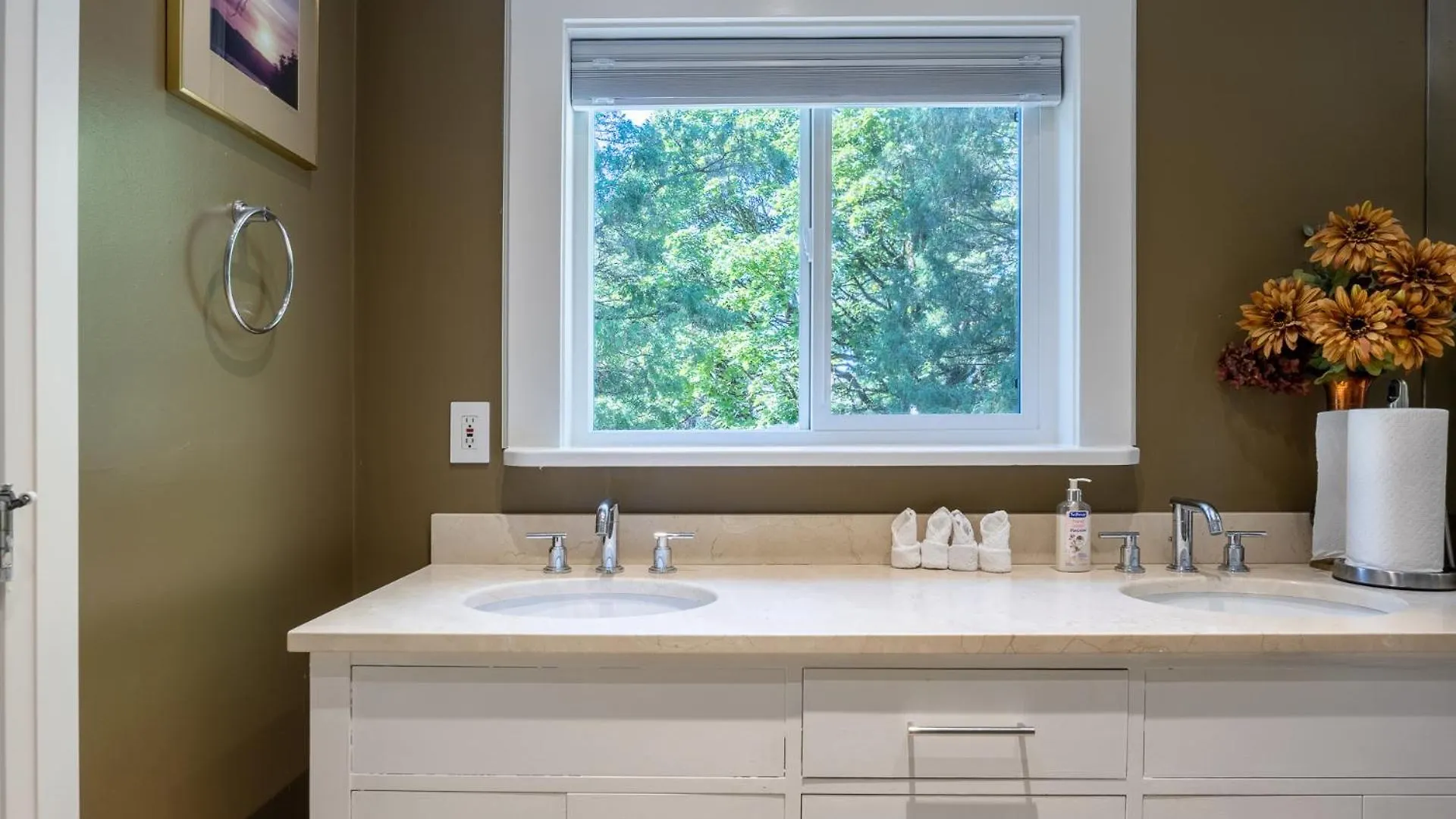Shaughnessy Cozy Bedrooms Guest House Vancouver
