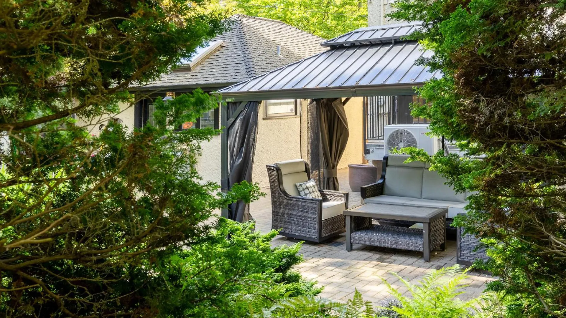 Homestay Shaughnessy Cozy Bedrooms Guest House Vancouver