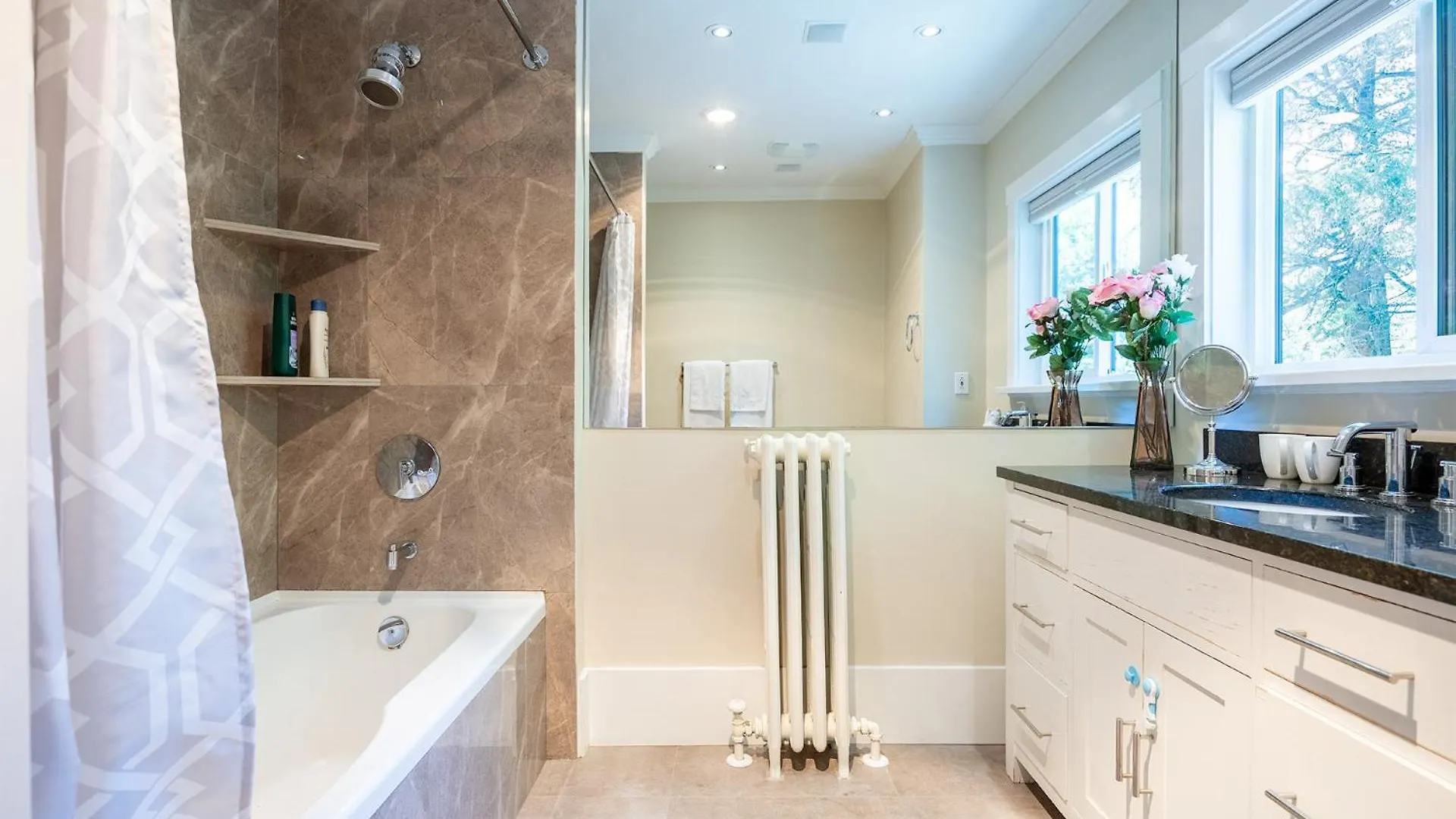 Shaughnessy Cozy Bedrooms Guest House Vancouver Canada