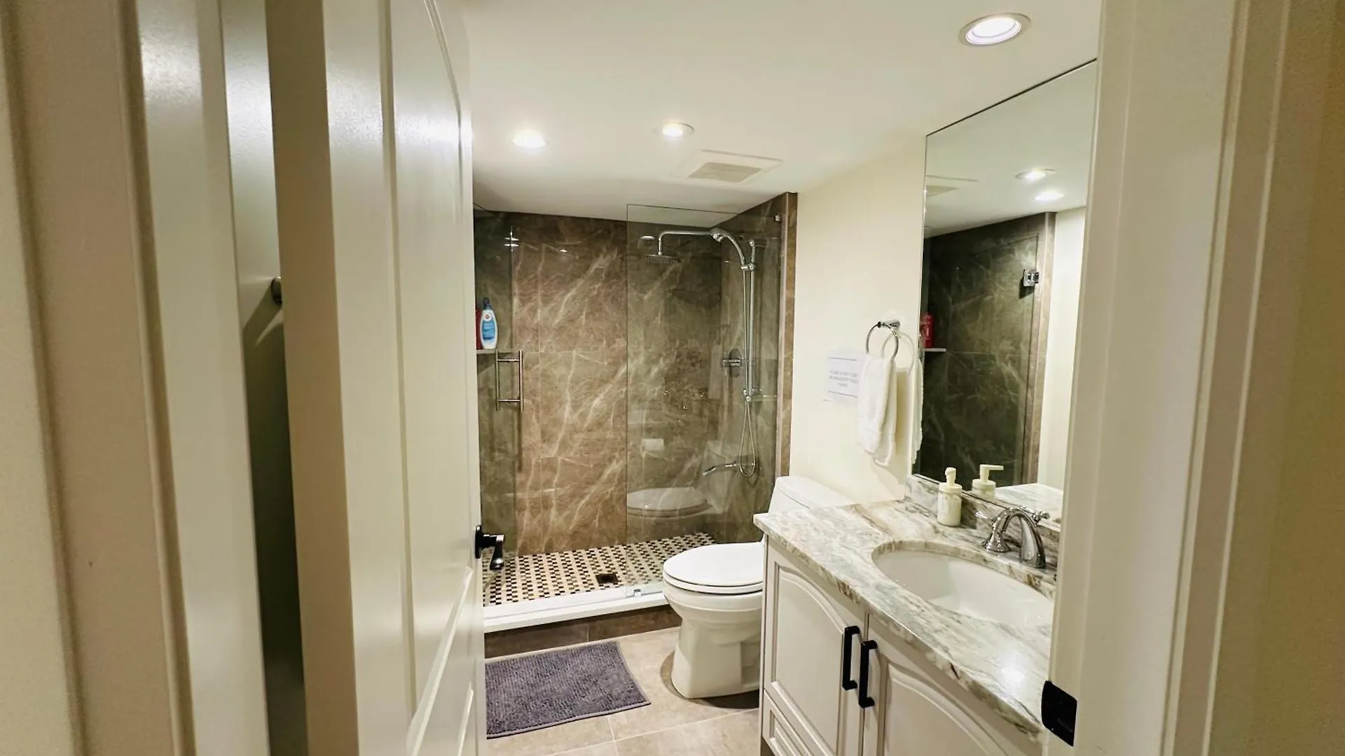 Homestay Shaughnessy Cozy Bedrooms Guest House Vancouver