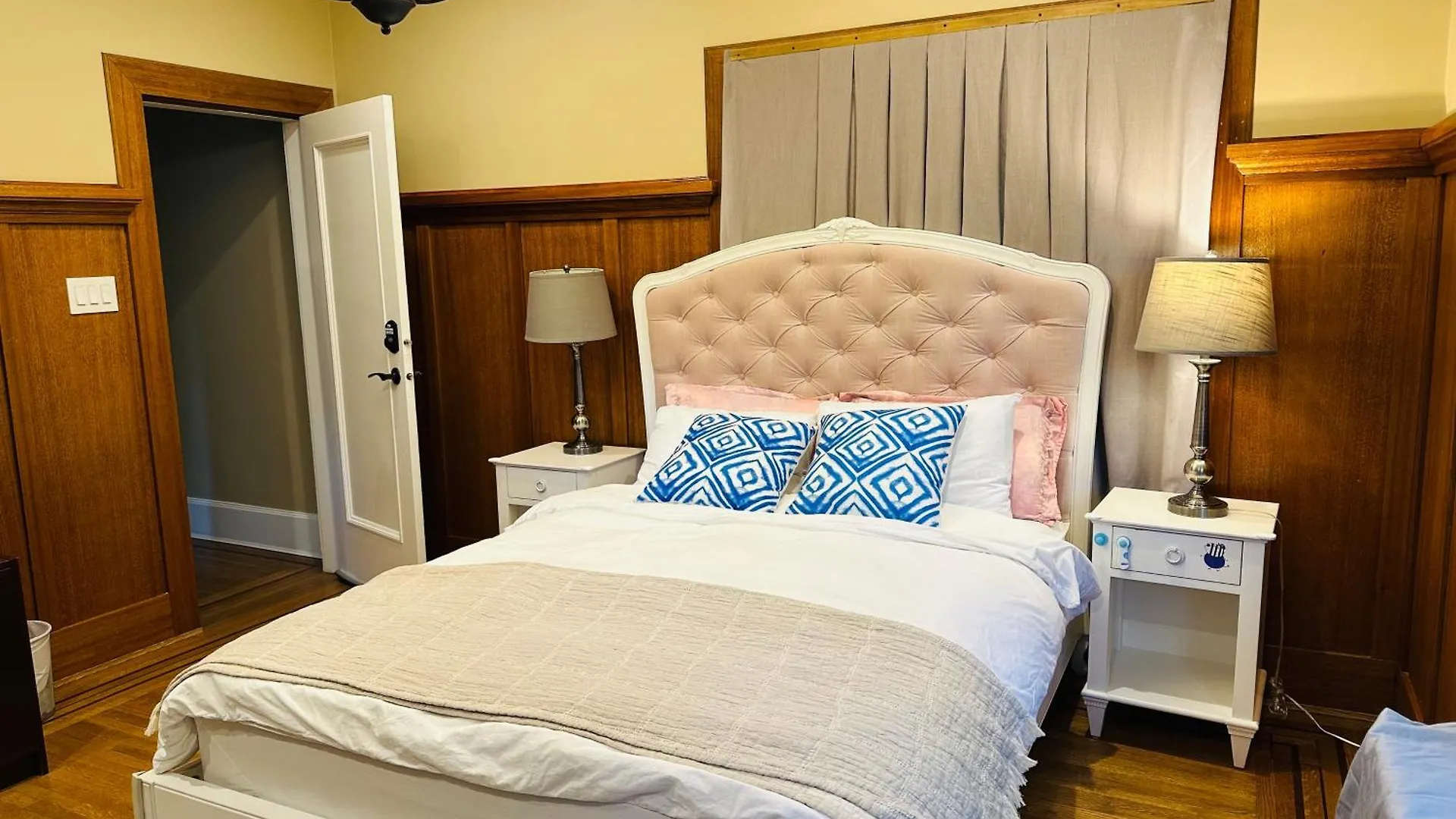 Shaughnessy Cozy Bedrooms Guest House Vancouver